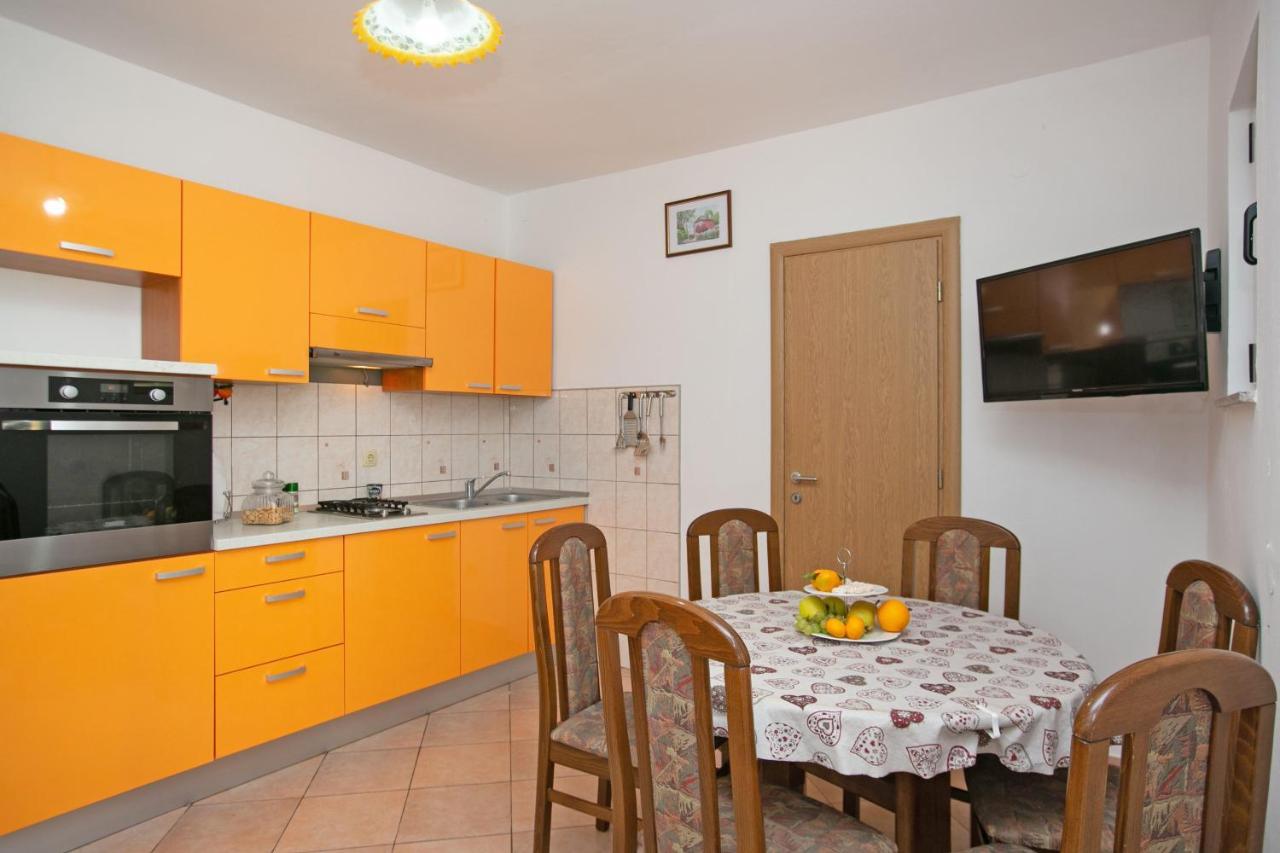 Apartments Babin Вінішчє Екстер'єр фото